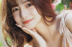 看到这4位女星才懂得什么是：“表观越清纯心里越[fy]检点！”，李嘉欣穿“透后装”带儿游街亲情“越界”惹争议儿大需避母詹姆斯：人们都感觉布莱斯会去梓里学校我和他妈没过问他的选取（“全网惨案”炸出内娱末
